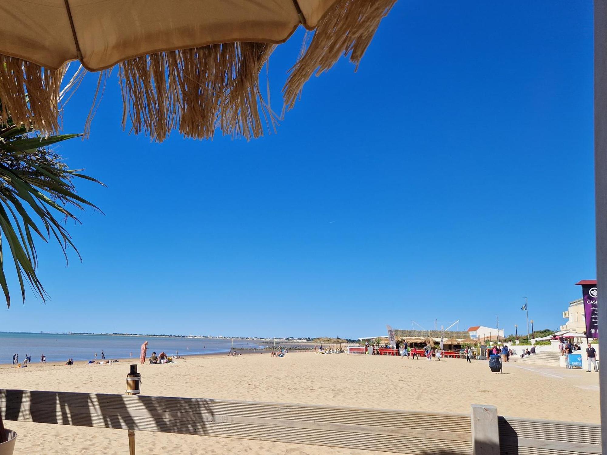 Bel Appartement T2 Avec Balcon, Wifi Et Parking Pres De La Plage - Fr-1-706-2 シャトライヨン・プラージュ エクステリア 写真